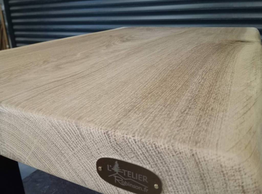 Table basse en chêne massif et pieds en métal